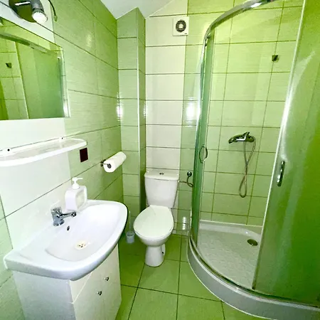 Noclegi U Iwony Zwierzyniec Exterior photo