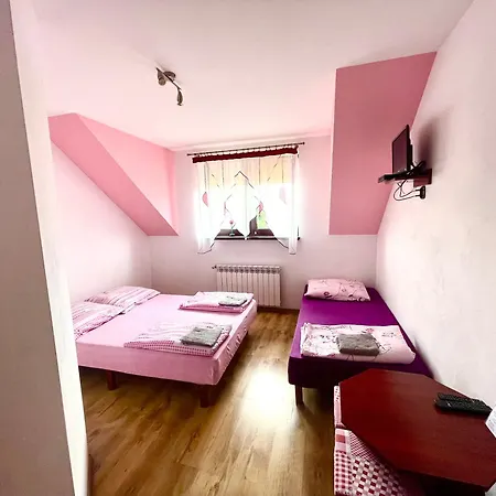 Noclegi U Iwony Zwierzyniec Exterior photo
